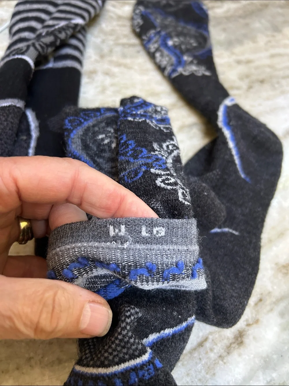 SMARTWOOL MERINO WOOL WOMEN SKI SOCKS BUNDLE 2 pairs sz Large OVER THE CALF